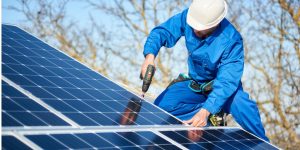 Installation Maintenance Panneaux Solaires Photovoltaïques à Montfroc